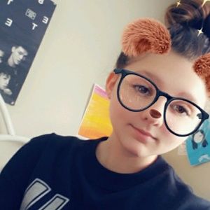 Meet your Posher, Jillian